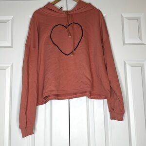 Easel Embroidered Heart Hoodie SzL